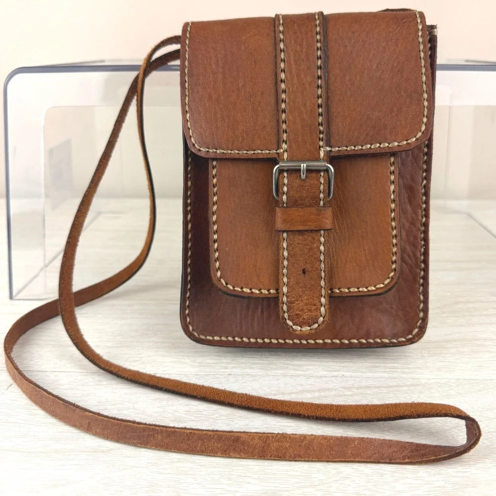 Vintage 70s Handmade Boho Brown Leather Buckle Crossbody Purse Trail Bag Patina